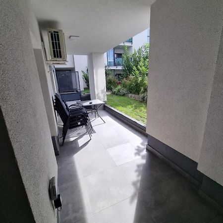 Apartament Superb In Regim Hotelier- Arad Plaza Dış mekan fotoğraf